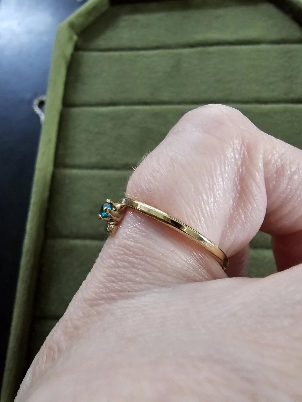 Vintage Avon Ring Size 7